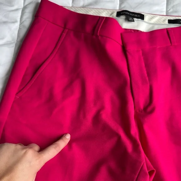 ❄️ Banana Republic, Ryan Pant in Magenta - Picture 4 of 7